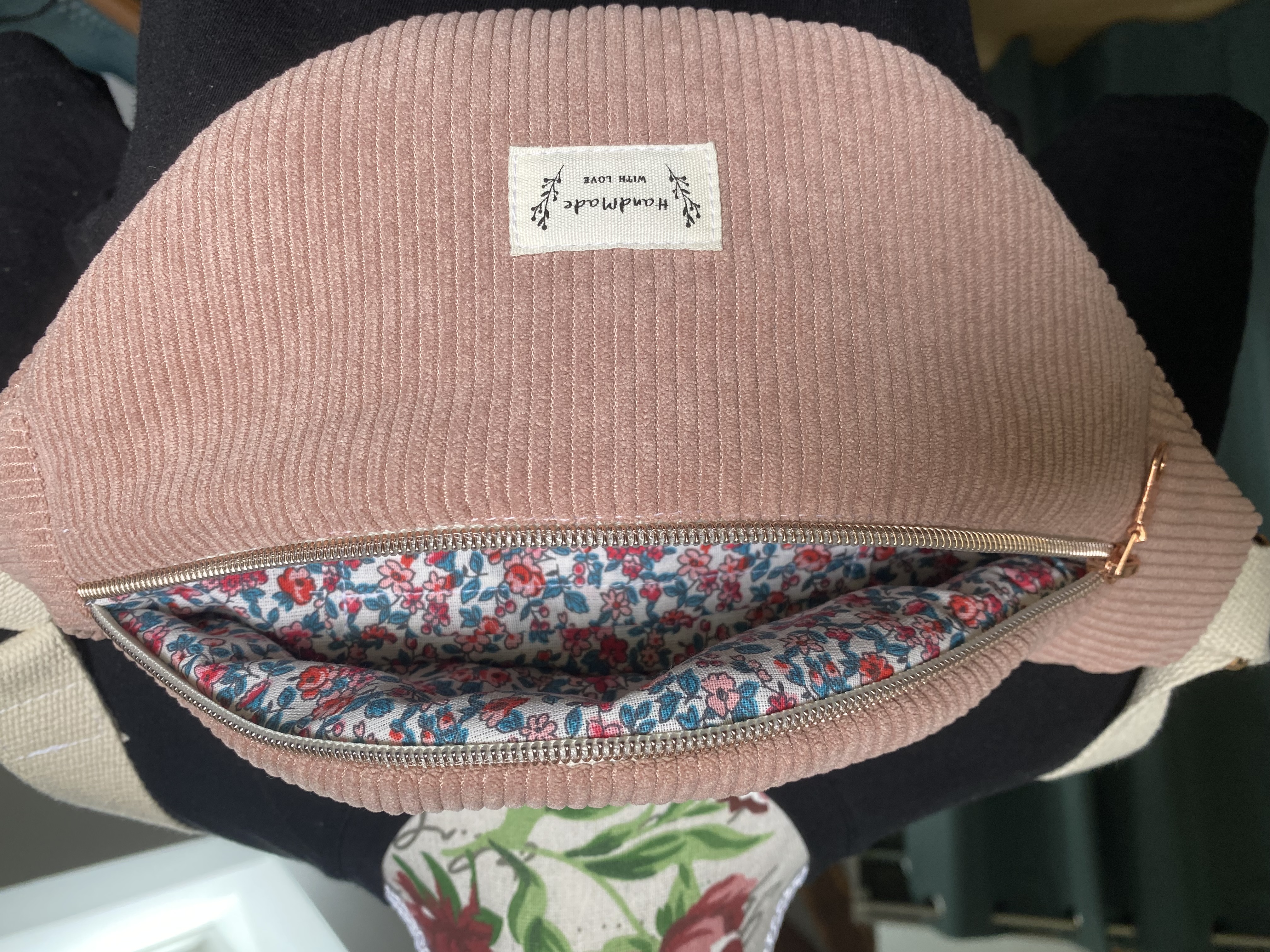 Sac banane femme en velours côtelé rose poudré fait main – Pastel Couture